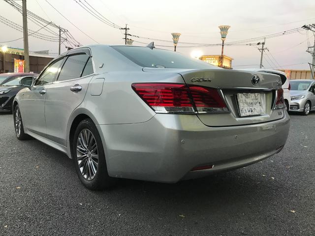 クラウンハイブリッド ロイヤルサルーンＧ　ドライブレコーダー　ＥＴＣ　クリアランスソナー　オートクルーズコントロール　バックカメラ　ナビ　ＴＶ　アルミホイール　オートライト　ＨＩＤ　ＣＶＴ　スマートキー　電動格納ミラー　盗難防止システム（18枚目）