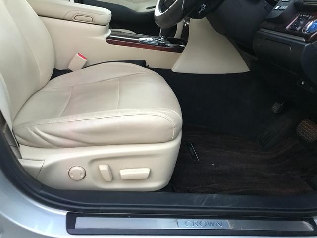 クラウンハイブリッド ロイヤルサルーンＧ　ドライブレコーダー　ＥＴＣ　クリアランスソナー　オートクルーズコントロール　バックカメラ　ナビ　ＴＶ　アルミホイール　オートライト　ＨＩＤ　ＣＶＴ　スマートキー　電動格納ミラー　盗難防止システム（33枚目）