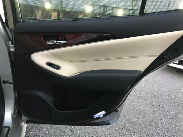 クラウンハイブリッド ロイヤルサルーンＧ　ドライブレコーダー　ＥＴＣ　クリアランスソナー　オートクルーズコントロール　バックカメラ　ナビ　ＴＶ　アルミホイール　オートライト　ＨＩＤ　ＣＶＴ　スマートキー　電動格納ミラー　盗難防止システム（48枚目）