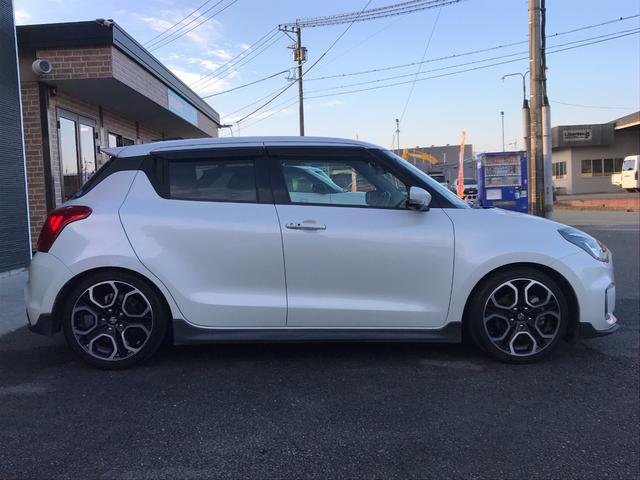 スイフトスポーツ ベースグレード　ドライブレコーダー　ＥＴＣ　全周囲カメラ　ナビ　オートクルーズコントロール　レーンアシスト　衝突被害軽減システム　アルミホイール　オートライト　ＬＥＤヘッドランプ　スマートキー　電動格納ミラー（15枚目）