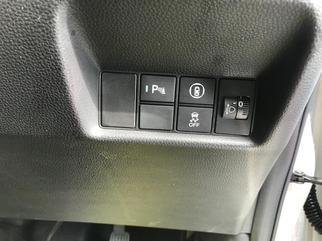 �N���A�����X�\�i�[�t���Ȃ̂ŏ�Q�����Z���T�[�Ŋ��m���A�h���C�o�[�ɏՓ˂̊댯��m�点�Ă���܂���