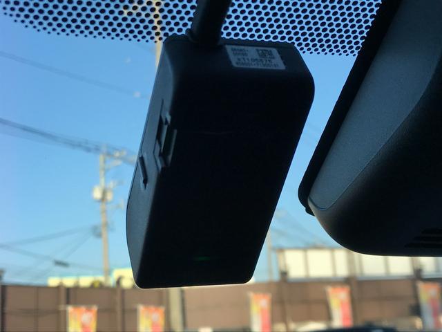 ヤリス ハイブリッドＺ　ドライブレコーダー　ＥＴＣ　バックカメラ　ナビ　クリアランスソナー　オートクルーズコントロール　レーンアシスト　衝突被害軽減システム　オートマチックハイビーム　ＬＥＤヘッドランプ　スマートキー（11枚目）