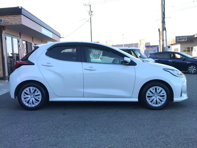 ヤリス ハイブリッドＺ　ドライブレコーダー　ＥＴＣ　バックカメラ　ナビ　クリアランスソナー　オートクルーズコントロール　レーンアシスト　衝突被害軽減システム　オートマチックハイビーム　ＬＥＤヘッドランプ　スマートキー（15枚目）