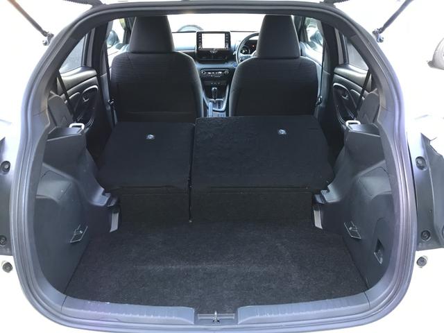 ヤリス ハイブリッドＺ　ドライブレコーダー　ＥＴＣ　バックカメラ　ナビ　クリアランスソナー　オートクルーズコントロール　レーンアシスト　衝突被害軽減システム　オートマチックハイビーム　ＬＥＤヘッドランプ　スマートキー（32枚目）