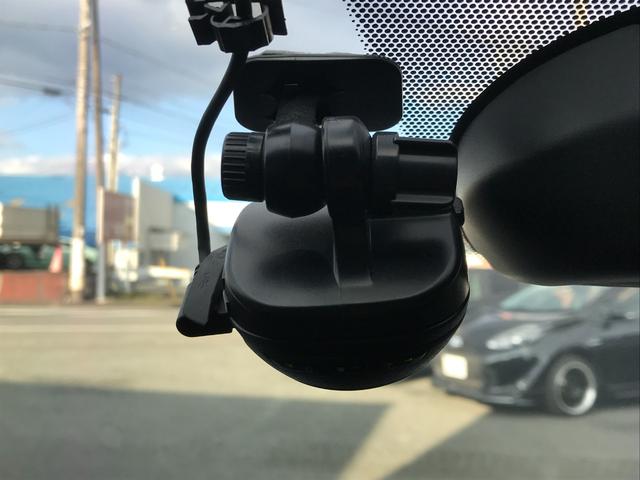 �h���C�u���R�[�_�[������f���Ɖ������L�^���Ă����h���C�u���R�[�_�[�́A���̂̍ۂɊm���ȏ؋��\�͂𔭊����Ă���܂��B