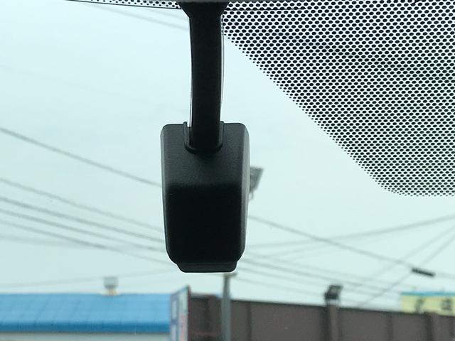 ヤリスクロス ハイブリッドＺ　ドライブレコーダー　バックカメラ　クリアランスソナー　オートクルーズコントロール　レーンアシスト　パワーシート　衝突被害軽減システム　ＴＶ　オートマチックハイビーム　オートライト　ＬＥＤヘッドランプ（7枚目）