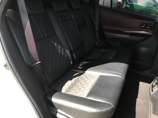 ハリアー プレミアム　ＥＴＣ　バックカメラ　クリアランスソナー　オートクルーズコントロール　レーンアシスト　パワーシート　ナビ　オートマチックハイビーム　オートライト　ＬＥＤヘッドランプ　電動リアゲート　アルミホイール（40枚目）