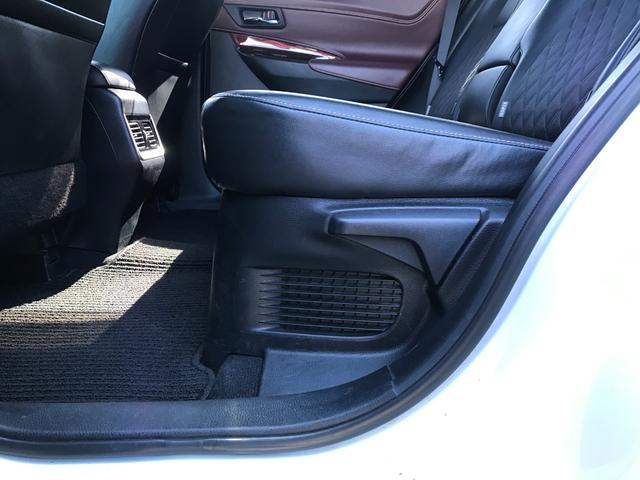 ハリアー プレミアム　ＥＴＣ　バックカメラ　クリアランスソナー　オートクルーズコントロール　レーンアシスト　パワーシート　ナビ　オートマチックハイビーム　オートライト　ＬＥＤヘッドランプ　電動リアゲート　アルミホイール（46枚目）