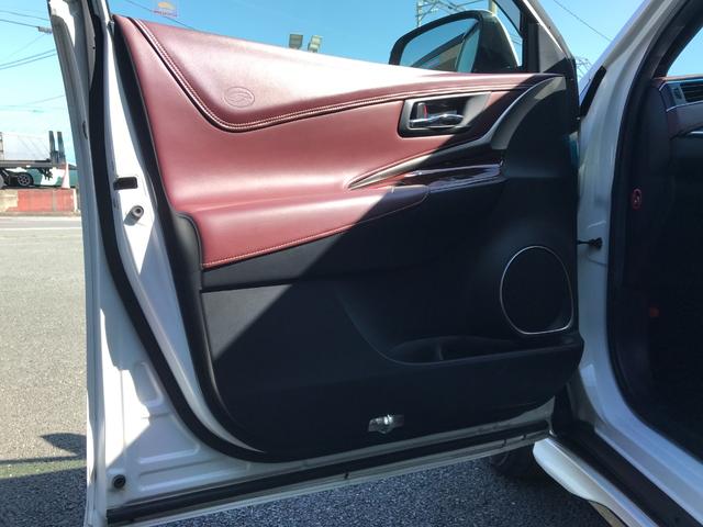 ハリアー プレミアム　ＥＴＣ　バックカメラ　クリアランスソナー　オートクルーズコントロール　レーンアシスト　パワーシート　ナビ　オートマチックハイビーム　オートライト　ＬＥＤヘッドランプ　電動リアゲート　アルミホイール（47枚目）