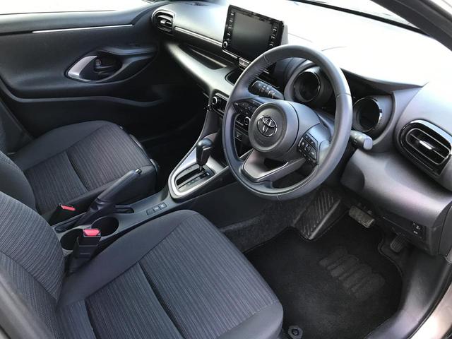 ヤリス Z ドライブレコーダー ETC バックカメラ ナビ クリアランスソナー オートクルーズコントロール レーンアシスト 衝突被害軽減システム オートマチックハイビーム LEDヘッドランプ スマートキー(31枚目)