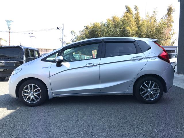 フィットハイブリッド Lパッケージ ハイブリッド ドライブレコーダー ETC バックカメラ ナビ TV クリアランスソナー オートクルーズコントロール 衝突被害軽減システム LEDヘッドランプ スマートキー 電動格納ミラー AT(20枚目)