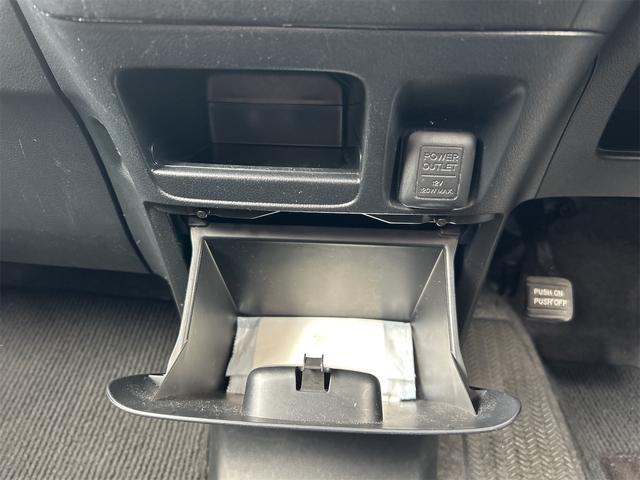 Ｎ－ＢＯＸカスタム Ｇ・Ｌパッケージ　ＥＴＣ　バックカメラ　両側スライド・片側電動　ナビ　オートライト　ＨＩＤ　スマートキー　アイドリングストップ　電動格納ミラー　ベンチシート　ＣＶＴ　盗難防止システム　ＡＢＳ　ＥＳＣ　ＣＤ　ＤＶＤ再生（44枚目）