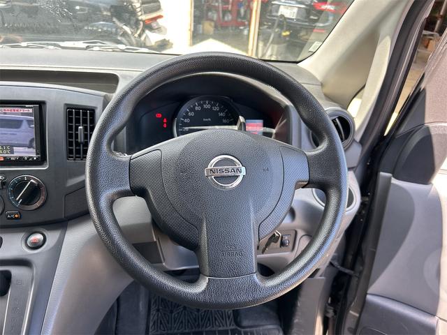 ＮＶ２００バネットバン 　ＥＴＣ　ナビ　ＴＶ　両側スライドドア　ＡＴ　ＣＤ　エアコン　運転席エアバッグ（18枚目）