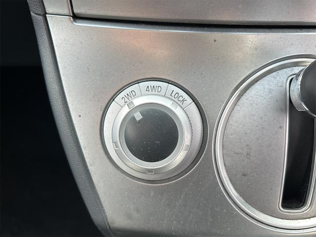 デリカＤ：５ Ｇ　パワーパッケージ　４ＷＤ　ＥＴＣ　バックカメラ　ナビ　ＴＶ　オートクルーズコントロール　両側スライド・片側電動　オートライト　ＨＩＤ　スマートキー　電動格納ミラー　３列シート　ＣＶＴ　アルミホイール　ＣＤ　ＤＶＤ再生（56枚目）