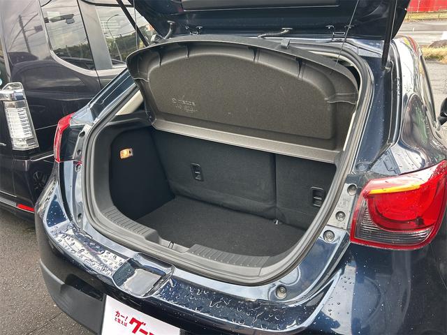 デミオ ＸＤツーリング　４ＷＤ　ＥＴＣ　バックカメラ　ナビ　ＴＶ　オートクルーズコントロール　レーンアシスト　衝突被害軽減システム　アルミホイール　オートライト　ＬＥＤヘッドランプ　スマートキー　アイドリングストップ（19枚目）