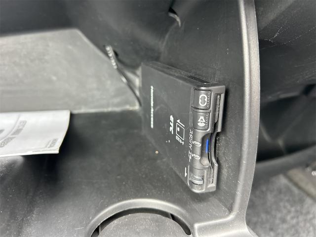 フリード Ｇ　ジャストセレクション　ドライブレコーダー　ＥＴＣ　バックカメラ　ナビ　ＴＶ　両側スライド・片側電動　オートライト　ＨＩＤ　キーレスエントリー　電動格納ミラー　ウォークスルー　ＣＶＴ　ＣＤ　ＤＶＤ再生　ＵＳＢ（34枚目）