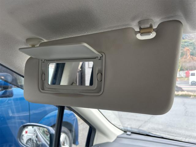 フリード Ｇ　ジャストセレクション　ドライブレコーダー　ＥＴＣ　バックカメラ　ナビ　ＴＶ　両側スライド・片側電動　オートライト　ＨＩＤ　キーレスエントリー　電動格納ミラー　ウォークスルー　ＣＶＴ　ＣＤ　ＤＶＤ再生　ＵＳＢ（37枚目）