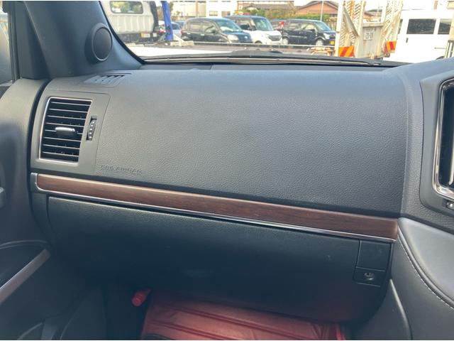 TOYOTA LAND CRUISER ZX | 2020 | BLACK | 24077 km | details TOYOTA LAND CRUISER ZX | 2020 | BLACK | 24077 km | details