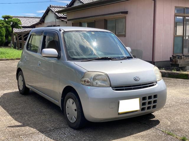 Ｌ　走行７４６９９ｋｍ　キーレスエントリー　ＣＤデッキ　盗難防止システム　オートマ車　運転席・助手席エアバック　衝突安全ボディ　フル装備(13枚目)