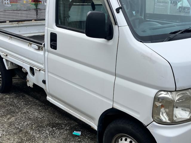 アクティトラック ＳＤＸ　４ＷＤ　軽トラック　５速マニュアル車　エアコン　パワーステアリング　運転席エアバッグ　最大積載量３５０ｋｇ　ヘッドライトレベライザー（11枚目）