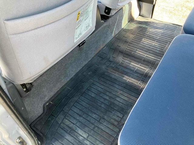 サンバーバン ディアス 記録簿新車継続記載 コラムAT 両側スライドドア キーレスエントリー エアコン パワーステアリング パワーウィンドウ 運転席エアバッグ 助手席エアバッグ(33枚目)