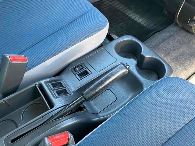 サンバーバン ディアス 記録簿新車継続記載 コラムAT 両側スライドドア キーレスエントリー エアコン パワーステアリング パワーウィンドウ 運転席エアバッグ 助手席エアバッグ(34枚目)