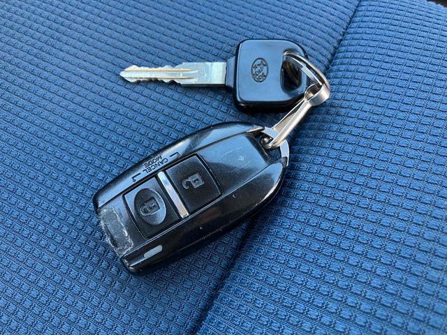 サンバーバン ディアス 記録簿新車継続記載 コラムAT 両側スライドドア キーレスエントリー エアコン パワーステアリング パワーウィンドウ 運転席エアバッグ 助手席エアバッグ(39枚目)