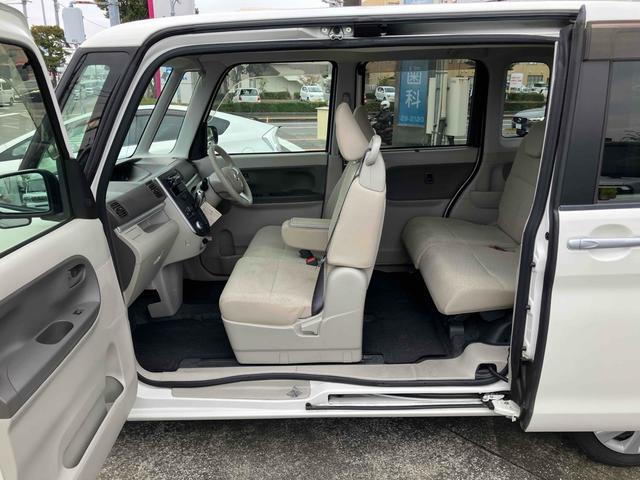 タント Ｘ　ＥＴＣ　両側スライド・片側電動　オートライト　スマートキー　アイドリングストップ　電動格納ミラー　ベンチシート　ＣＶＴ　盗難防止システム　ＡＢＳ　ＣＤ　ＵＳＢ　衝突安全ボディ　エアコン（16枚目）
