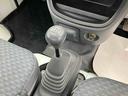 　４ＷＤ　５速ＭＴ　作業灯　ＦＭ／ＡＭラジオオーディオ　エアコン　パワーステアリング　三方開（22枚目）
