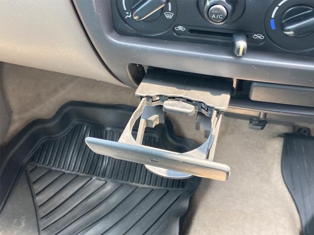 B リミテッド キーレスエントリー 電動格納ドアミラー CDデッキ ABS 運転席エアバック 取扱説明書 コラムオートマ車 車検整備付(6枚目)
