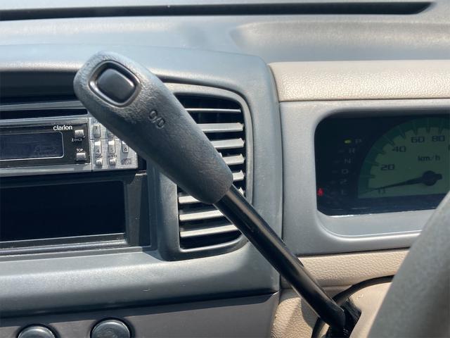 B リミテッド キーレスエントリー 電動格納ドアミラー CDデッキ ABS 運転席エアバック 取扱説明書 コラムオートマ車 車検整備付(12枚目)