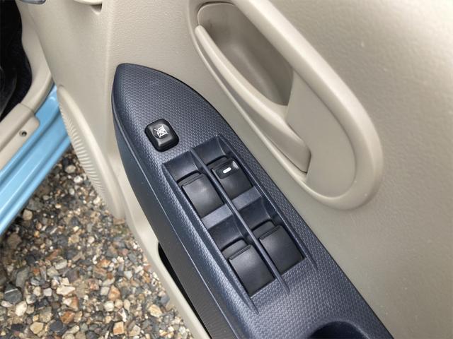 S タイミングベルト交換済 5速ミッション CDデッキ 電動格納ドアミラー ヘッドライトレベライザー ABS 運転席・助手席エアバック 衝突安全ボディ 車検整備付(8枚目)