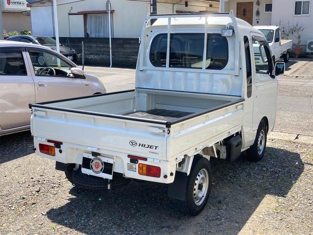 ジャンボSAIIIt 4WD ワンオーナー 禁煙車 衝突被害軽減システム クリアランスソナー 横滑り防止機能 LEDヘッドライト キーレスエントリー オートライト CDデッキ パワーウィンド エアコン パワステ 三方開(12枚目)
