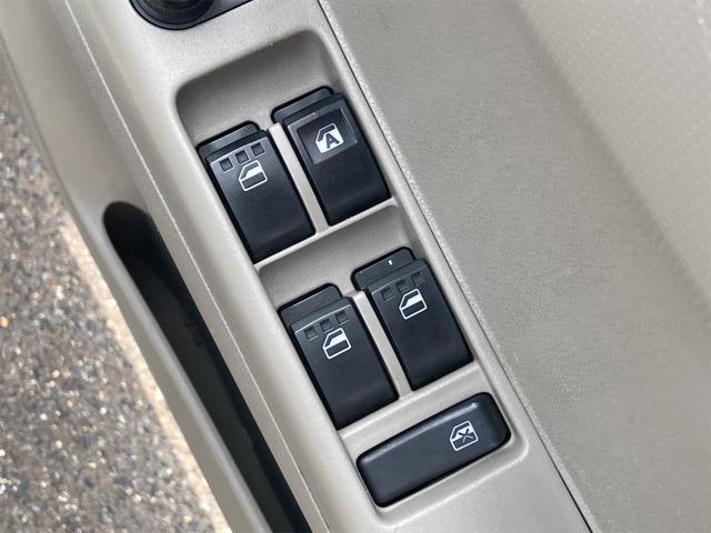 L ワンオーナー 禁煙車 メモリーナビフルセグTV Bluetooth DVD再生 ETC キーレスエントリー 電動格納ドアミラー ベンチシート CVT 盗難防止システム アイドリングストップ(11枚目)