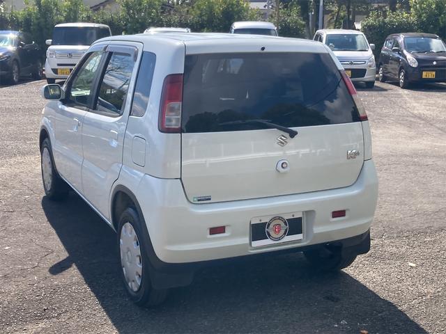 Bターボ タイミングチェーン インタークーラーターボ オートマ車 CDデッキ ABS 運転席・助手席エアバック(17枚目)