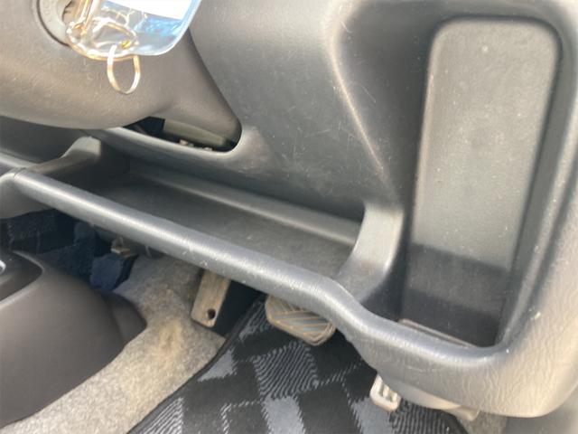 Bターボ タイミングチェーン インタークーラーターボ オートマ車 CDデッキ ABS 運転席・助手席エアバック(27枚目)