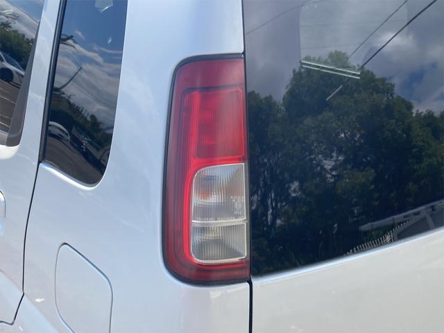 Bターボ タイミングチェーン インタークーラーターボ オートマ車 CDデッキ ABS 運転席・助手席エアバック(41枚目)