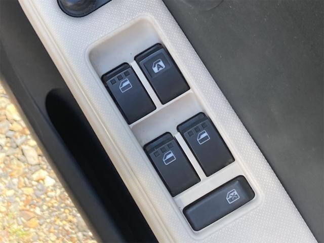 ココアプラスG バックカメラ ETC スマートキー CDデッキ オートエアコン 電動格納ドアミラー ベンチシート CVT 盗難防止システム ルーフレール ABS 運転席・助手席エアバック(9枚目)