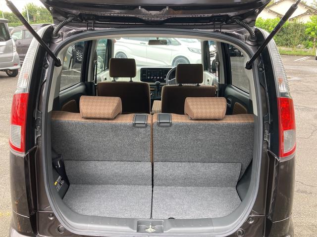X バックカメラ インテリジェントキー CDデッキ プッシュスターター 電動格納ミラー ベンチシート CVT 盗難防止システム ABS 運転席・助手席エアバック(19枚目)