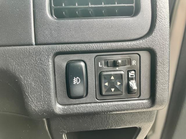 パジェロミニ アクティブフィールドエディション　４ＷＤ　キーレスエントリー　電動格納ミラー　ＡＴ　ＡＢＳ　アルミホイール　衝突安全ボディ　エアコン　パワーステアリング　パワーウィンドウ（6枚目）