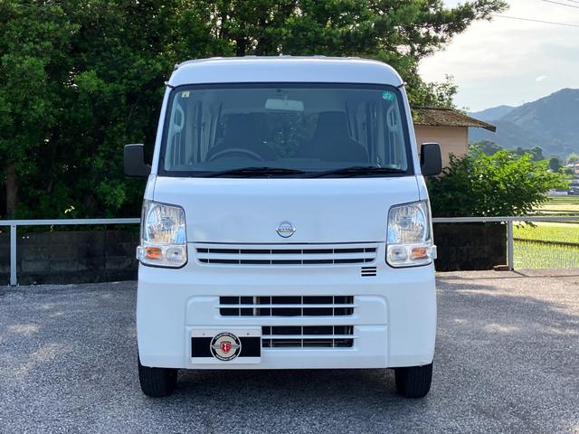 ＮＶ１００クリッパーバン ＤＸ　両側スライドドア　５速マニュアル車　エアコン　運転席エアバッグ　助手席エアバッグ　最大積載量３５０ｋｇ（12枚目）