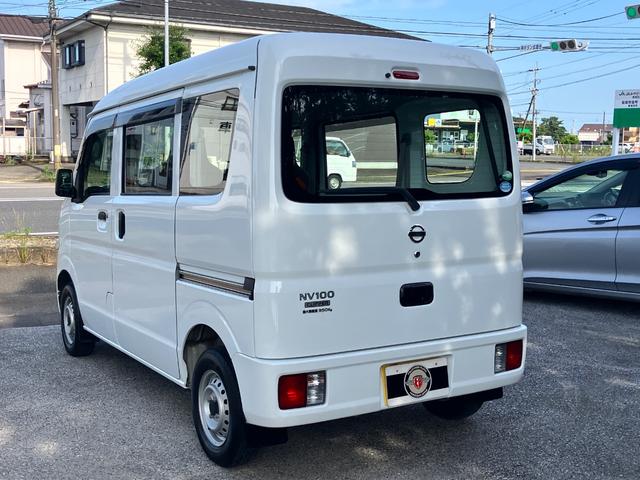 ＮＶ１００クリッパーバン ＤＸ　両側スライドドア　５速マニュアル車　エアコン　運転席エアバッグ　助手席エアバッグ　最大積載量３５０ｋｇ（16枚目）