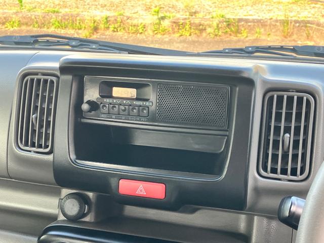 ＮＶ１００クリッパーバン ＤＸ　両側スライドドア　５速マニュアル車　エアコン　運転席エアバッグ　助手席エアバッグ　最大積載量３５０ｋｇ（23枚目）