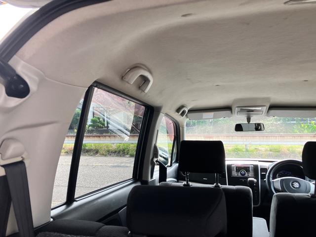 ワゴンＲスティングレー Ｘ　ＨＩＤ　スマートキー　電動格納ミラー　ベンチシート　ＡＴ　盗難防止システム　ＡＢＳ　ＣＤ　　アルミホイール　衝突安全ボディ　オートエアコン　エンジンプッシュスタート（31枚目）
