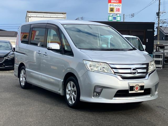 セレナ ハイウェイスター　Ｊパッケージ　バックカメラ　ナビ　ＴＶ　オートクルーズコントロール　両側電動スライドドア　オートライト　ＨＩＤ　スマートキー　電動格納ミラー　後席モニター　３列シート　ＣＶＴ　アルミホイール　ＣＤ　ＤＶＤ再生（13枚目）