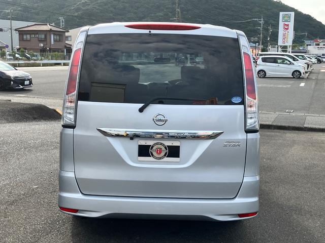 セレナ ハイウェイスター　Ｊパッケージ　バックカメラ　ナビ　ＴＶ　オートクルーズコントロール　両側電動スライドドア　オートライト　ＨＩＤ　スマートキー　電動格納ミラー　後席モニター　３列シート　ＣＶＴ　アルミホイール　ＣＤ　ＤＶＤ再生（15枚目）