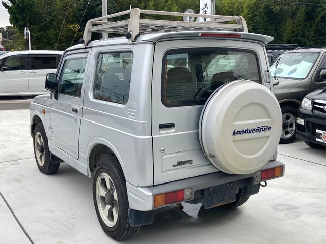 ジムニー ランドベンチャー　４ＷＤ　アルミホイール　背面タイヤ　ハードカバー　ルーフキャリア　インタークーラーターボ　オートマ車　エアコン　ＣＤデッキ（22枚目）