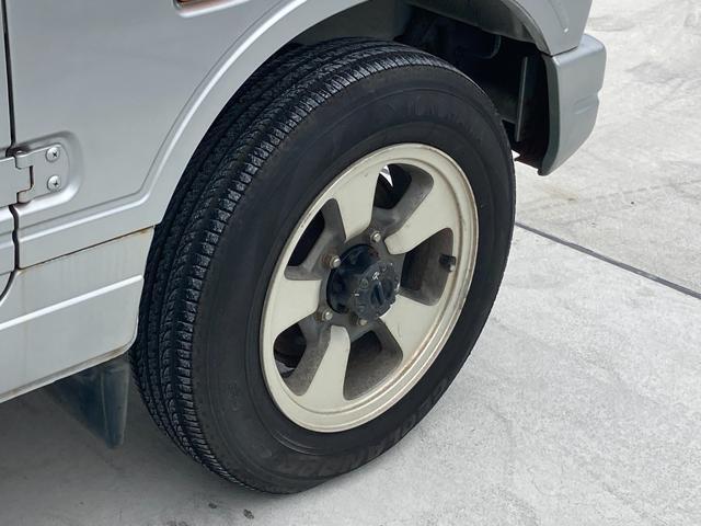 ジムニー ランドベンチャー　４ＷＤ　アルミホイール　背面タイヤ　ハードカバー　ルーフキャリア　インタークーラーターボ　オートマ車　エアコン　ＣＤデッキ（39枚目）