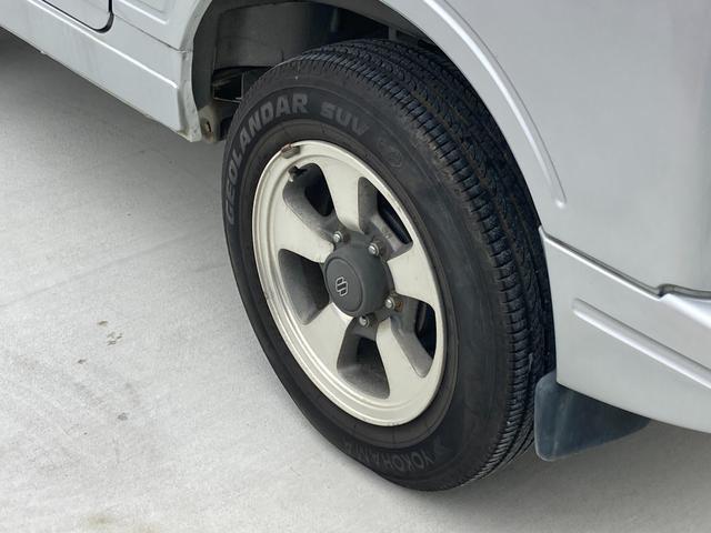 ジムニー ランドベンチャー　４ＷＤ　アルミホイール　背面タイヤ　ハードカバー　ルーフキャリア　インタークーラーターボ　オートマ車　エアコン　ＣＤデッキ（41枚目）