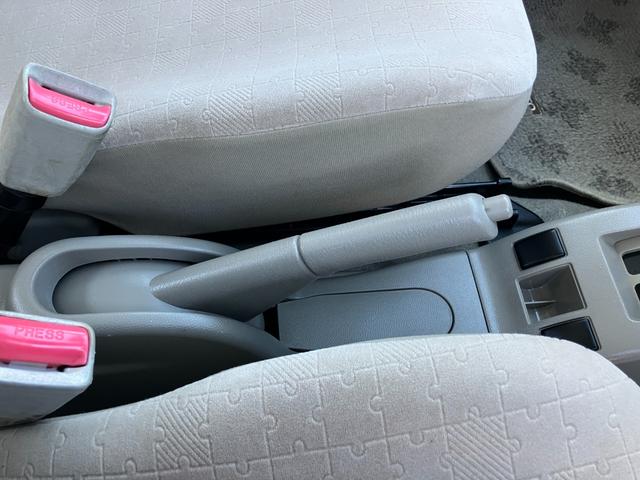 アルト G キーレスエントリー フロアAT CDオーディオ 走行距離60000km エアコン パワーステアリング パワーウィンドウ Wエアバッグ(31枚目)